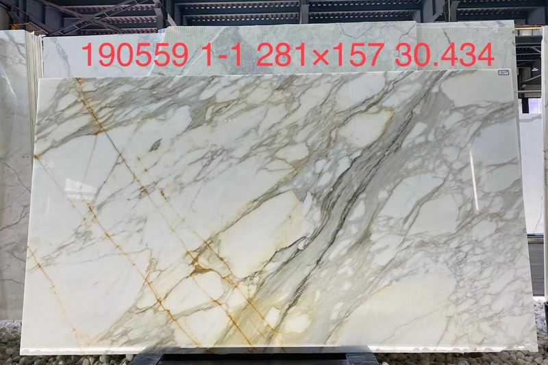Calacatta Gold Marble (2)